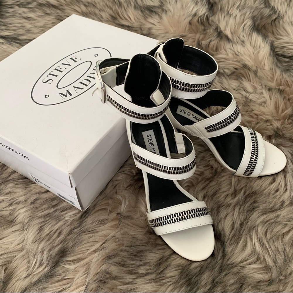 Steve Madden White Zipper Heels